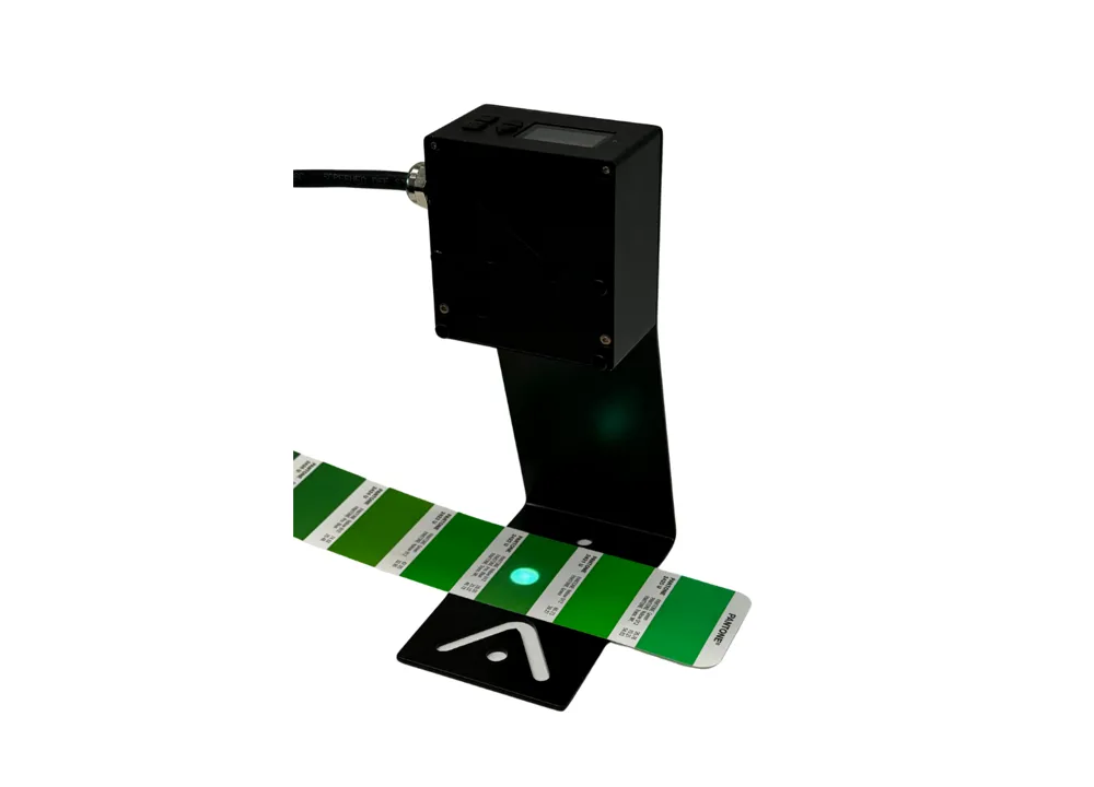 インライン産業用カラーセンサー Atto IC / Attonics Systems